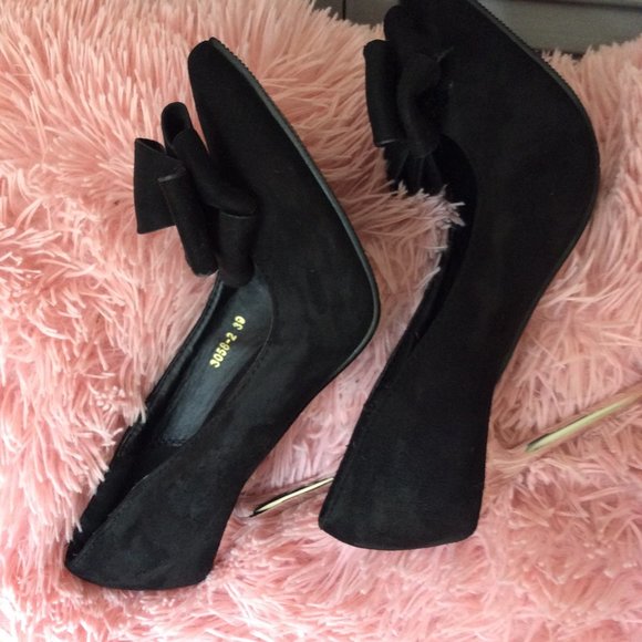 Black Bow Fashion 4 Inch Stileto Pumps - Picture 8 of 9